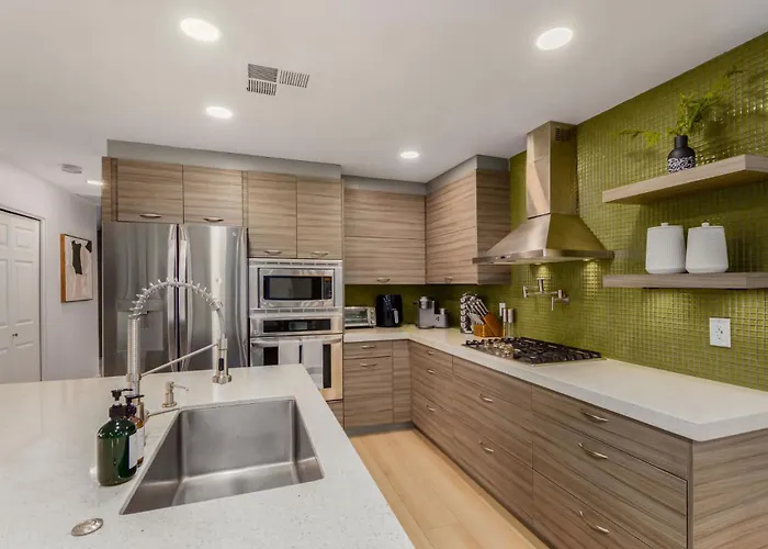 New - The Cypress Family Retreat Holiday home