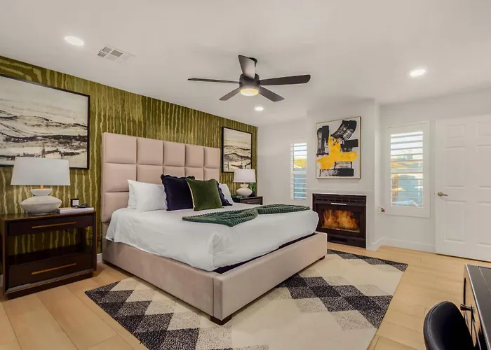 New - The Cypress Family Retreat Holiday home