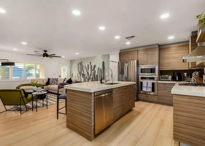 New - The Cypress Family Retreat Holiday home *